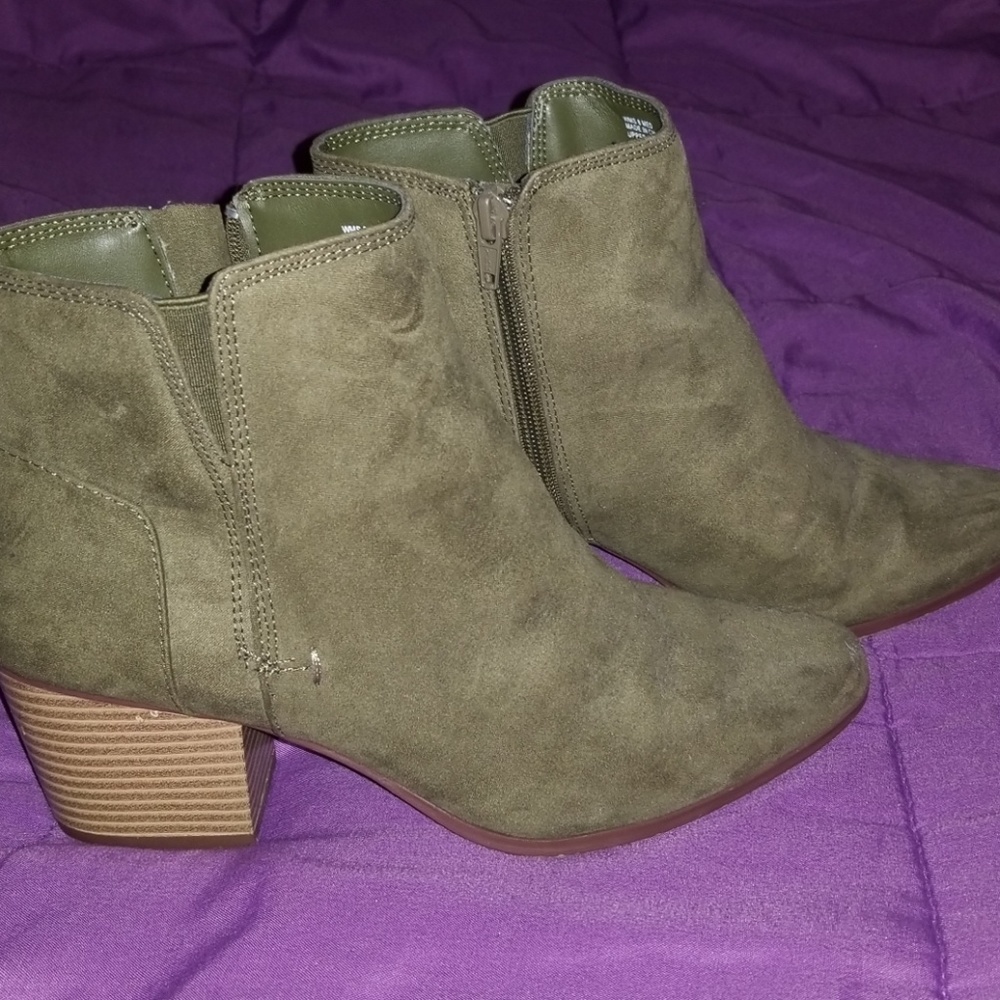 Apt 9 Dark Green Booties - image 4